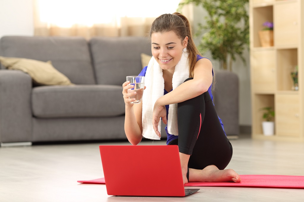 How to show prospective clients the benefits of an online personal trainer